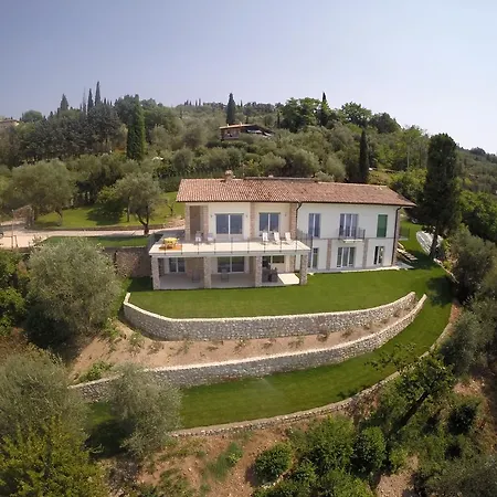 Paola Apartment Torri Del Benaco