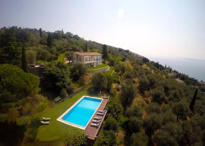 Paola Apartment Torri Del Benaco