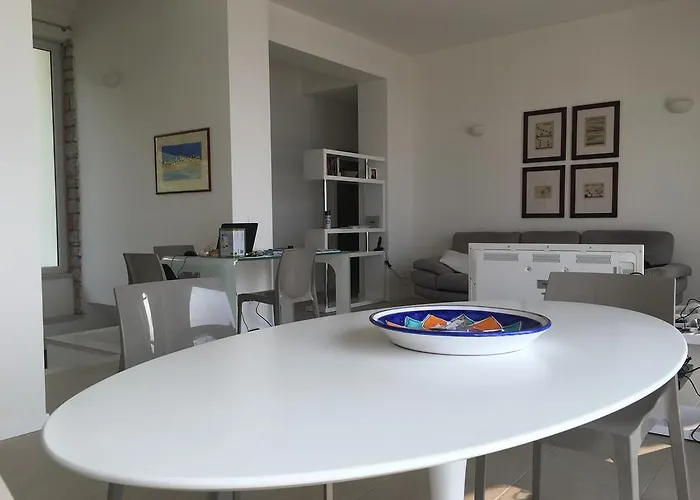 Paola * Torri Del Benaco