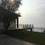 Paola * Torri Del Benaco