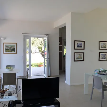 Paola Appartement *